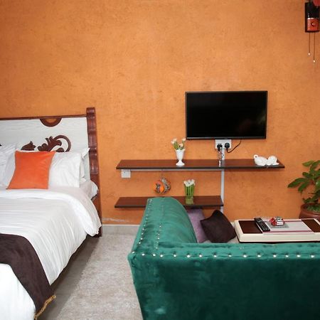 Little Nile Studio Homestays Nakuru City מראה חיצוני תמונה