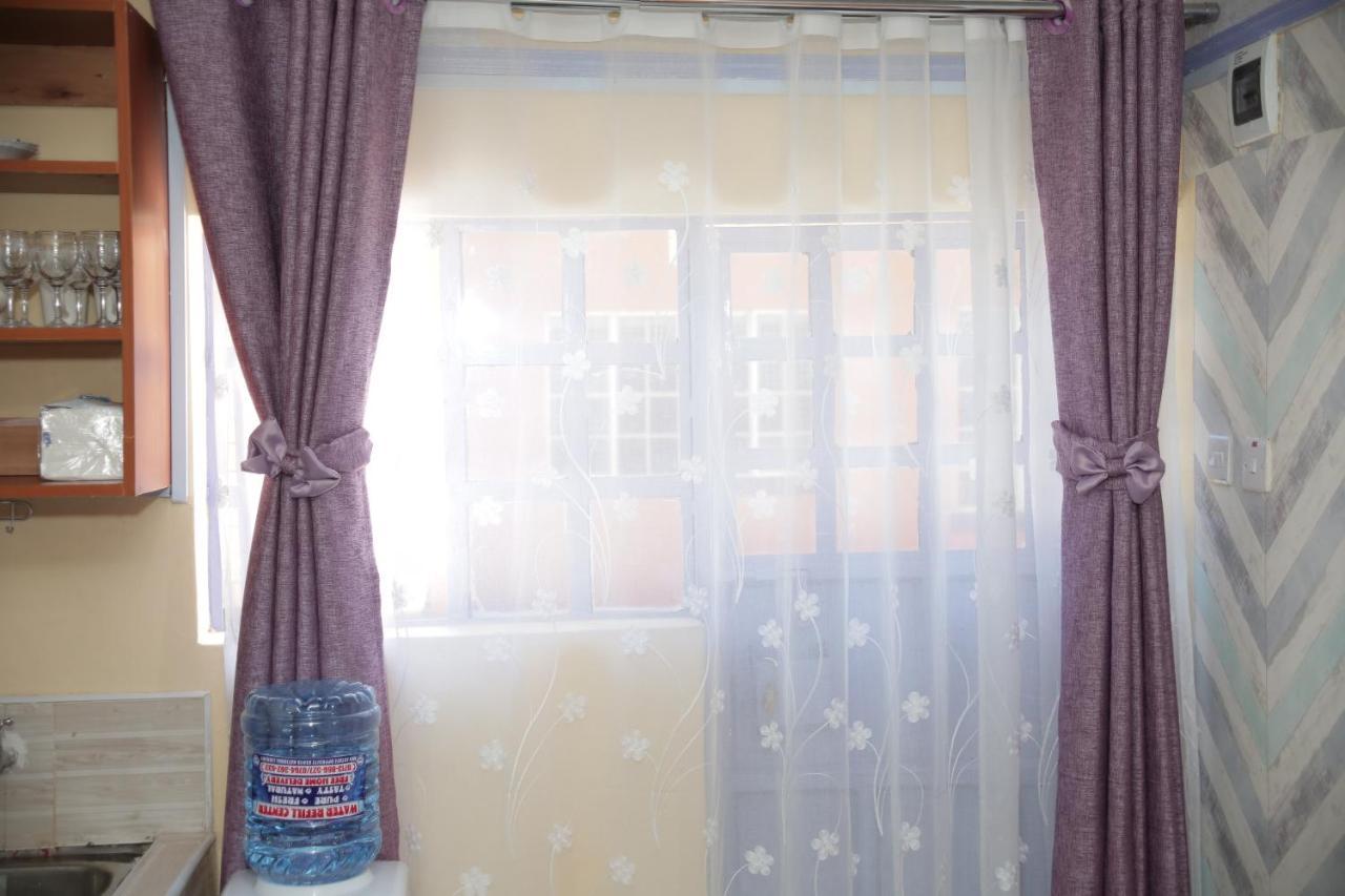 Little Nile Studio Homestays Nakuru City מראה חיצוני תמונה