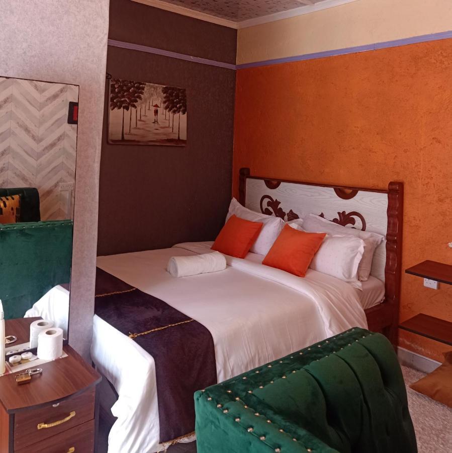 Little Nile Studio Homestays Nakuru City מראה חיצוני תמונה